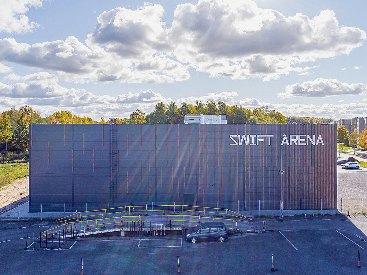 Swift arena